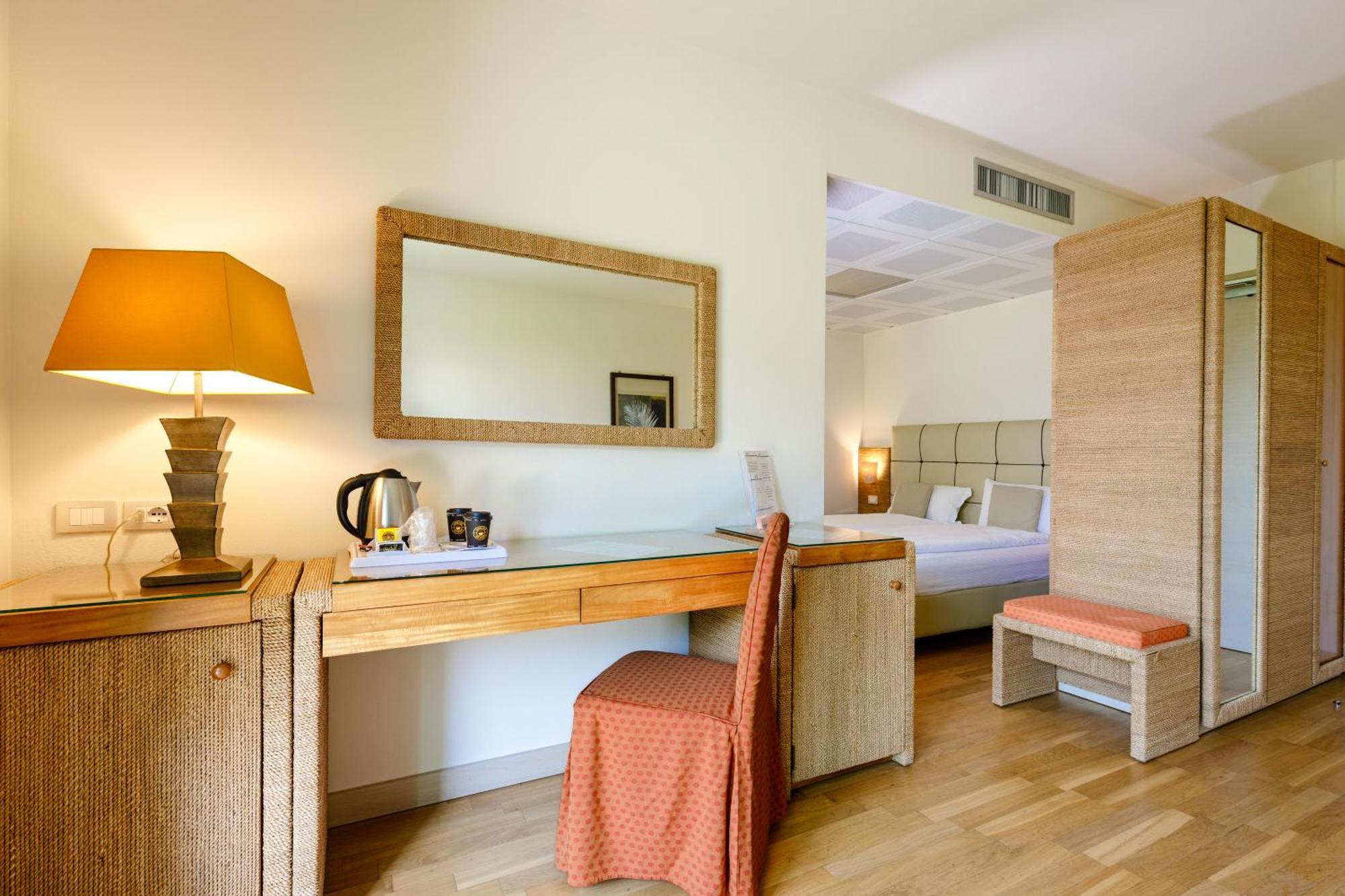 Hotel Arena 시르미오네 외부 사진